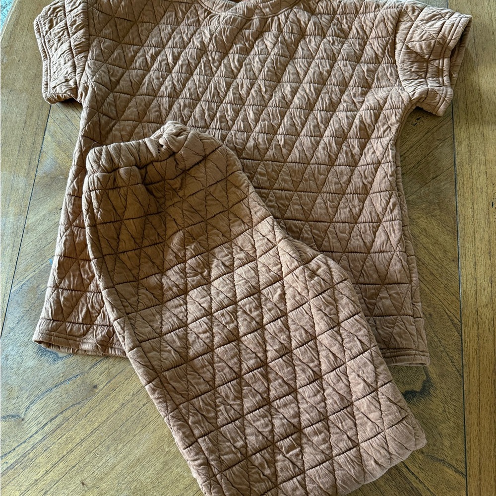 Luxurious Brown Quilted Set